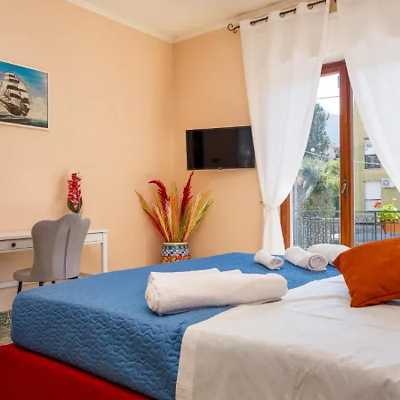 La Rosa Sorrento Coast Apartment